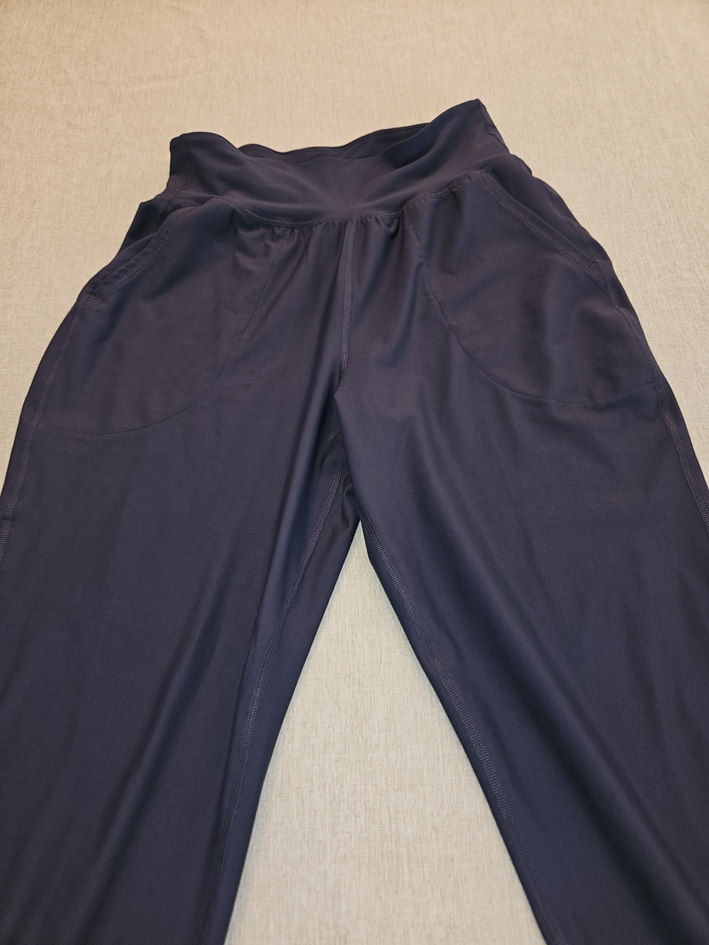 Old Navy High Rise Go Dry Navy Pant with Front Pockets